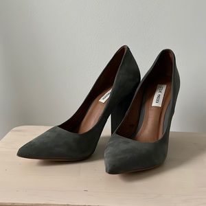 Grey Suede Steve Madden Pumps